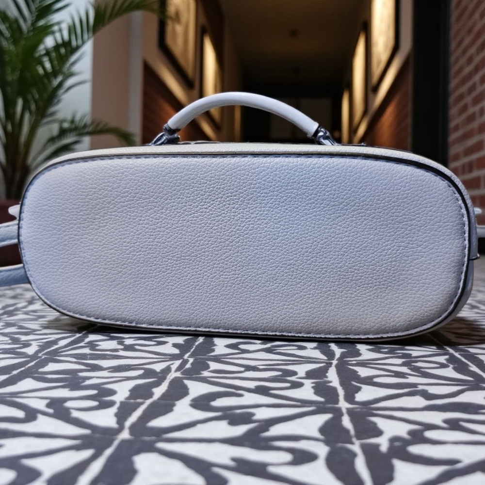 SALE! Soft Blue Mid-Sized Vegan Leather Crossbody Handbag - Picture 7 of 8